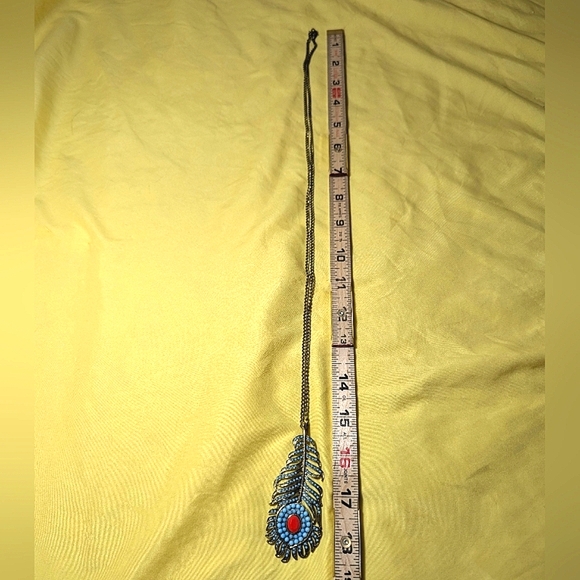 Long Feather Necklace - Picture 4 of 4